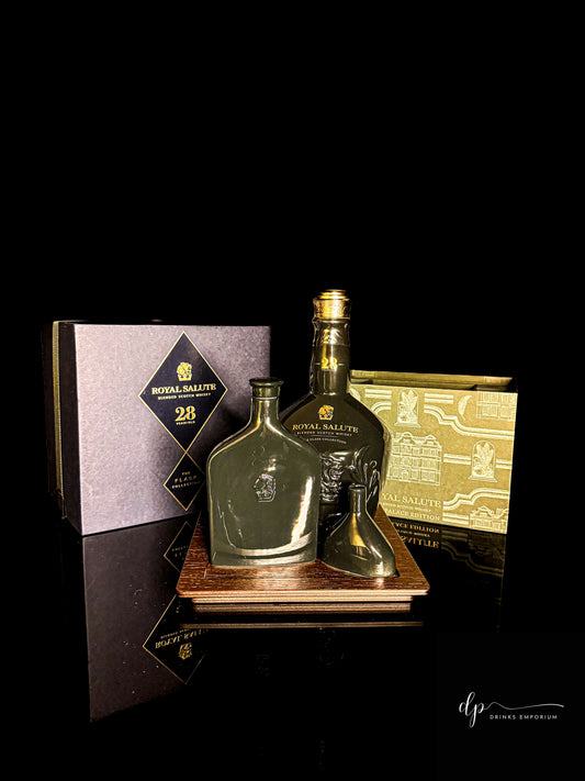 Royal Salute 28 Years Old - The Flask Collection, New Palace Edition